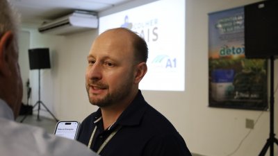 &Eacute;der Elli, gerente geral comercial 