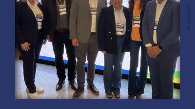 A esquerda, engenheira agr&ocirc;noma, do setor ambiental da Cooper A1, Cleusa Rasch e demais representantes de outras cooperativas