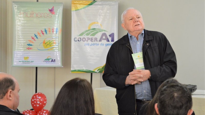ENCONTRO DE CASAIS COOPER A1: Cooperados se reúnem para momento de educação, formação e informação
