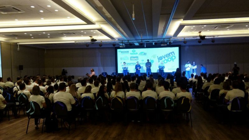 JUVENTUDE COOPERATIVISTA: Jovens da Cooper A1 estão em Florianópolis para o 2º Encontro Estadual JovemCoop