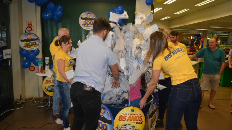PROMOÇÃO 300 MIL EM PRÊMIOS: conheça os ganhadores dos 24 faqueiros sorteados em abril