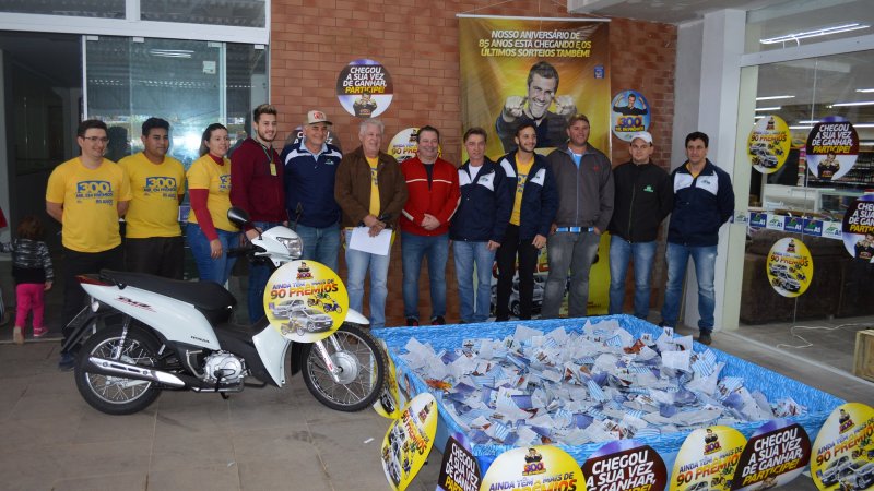 PROMOÇÃO 300 MIL EM PRÊMIOS: A oitava moto sorteada pela promoção foi para o Rio Grande do Sul
