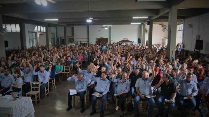 MAIOR DA HISTÓRIA: Assembleia Geral Ordinária bate recorde em número de cooperados presentes