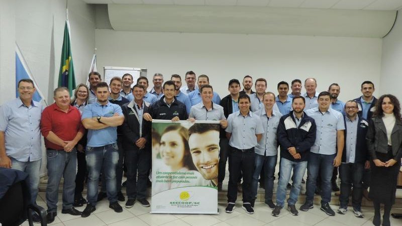 COORDENADORES PARTICIPARAM DE CURSO PARA QUALIFICAÇÃO PROFISSIONAl E COMPORTAMENTAL