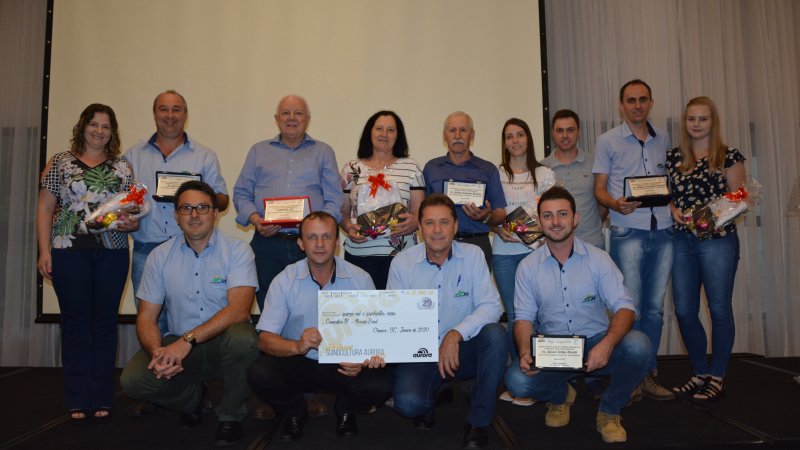 ATIVIDADE DE SUINOCULTURA DA COOPER A1 É PREMIADA PELA AURORA