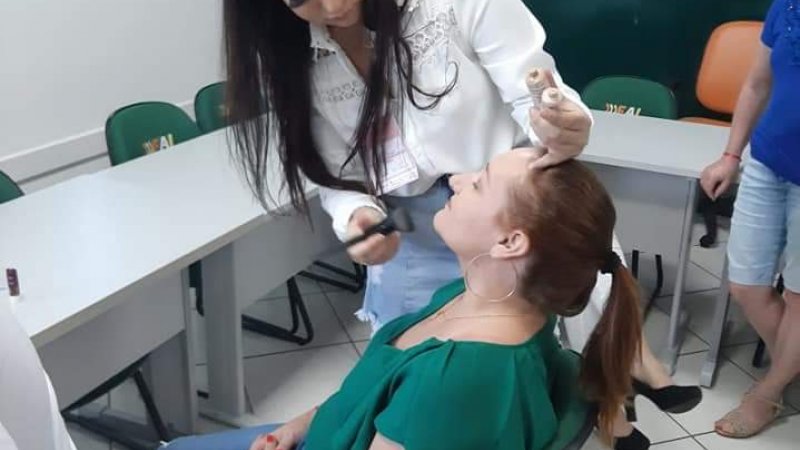 COOPER A1 UNIDADE DE ITAPIRANGA PARTICIPOU DE EVENTO EM HOMENAGEM AO DIA DA MULHER