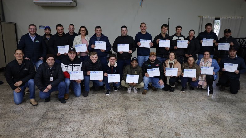 COOPERADOS CAPACITADOS: Turma de Palmitos finaliza o De Olho na Qualidade Rural