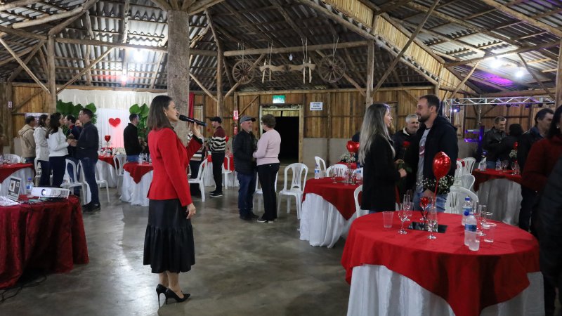 ACREDITAR NA FAMÍLIA É CONSTRUIR O FUTURO: Cooperados de Riqueza concluem mais um curso