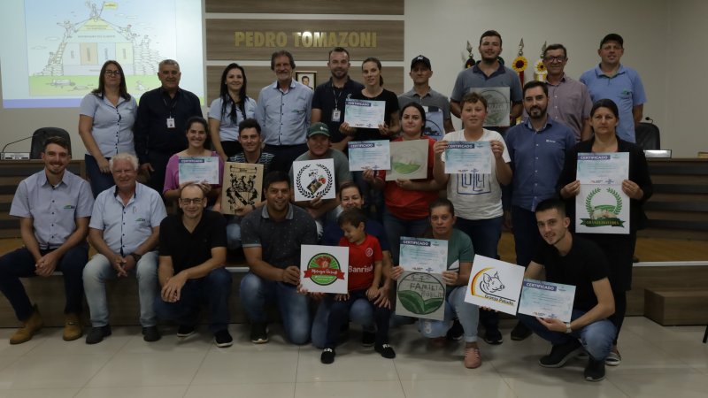 SOCIOAMBIENTAL: QT Rural é finalizado em Rodeio Bonito 