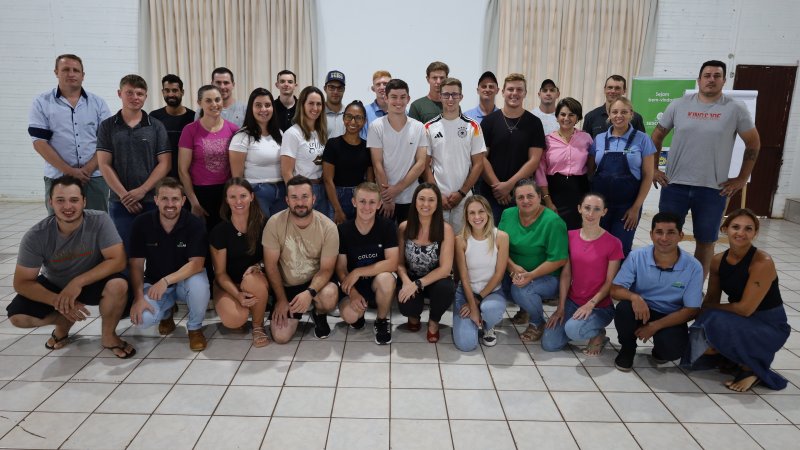 CONHECIMENTO: Mais uma turma inicia o programa Formação Gerentes de Granjas 