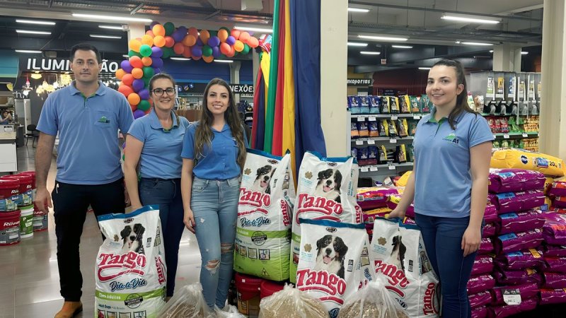 COLABORAÇÃO: Cooper A1 doa uma tonelada de ração a ONGs de animais 