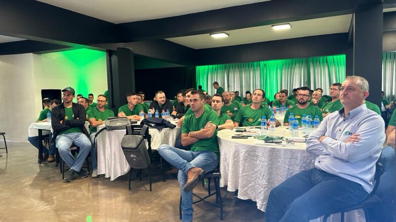 CAPACITAÇÃO: Dia de treinamento aos colaboradores 