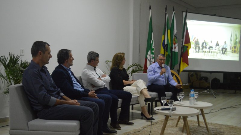 COOPERATIVISMO: Cooper A1 participa de seminário de valorização e divulgação do sistema 