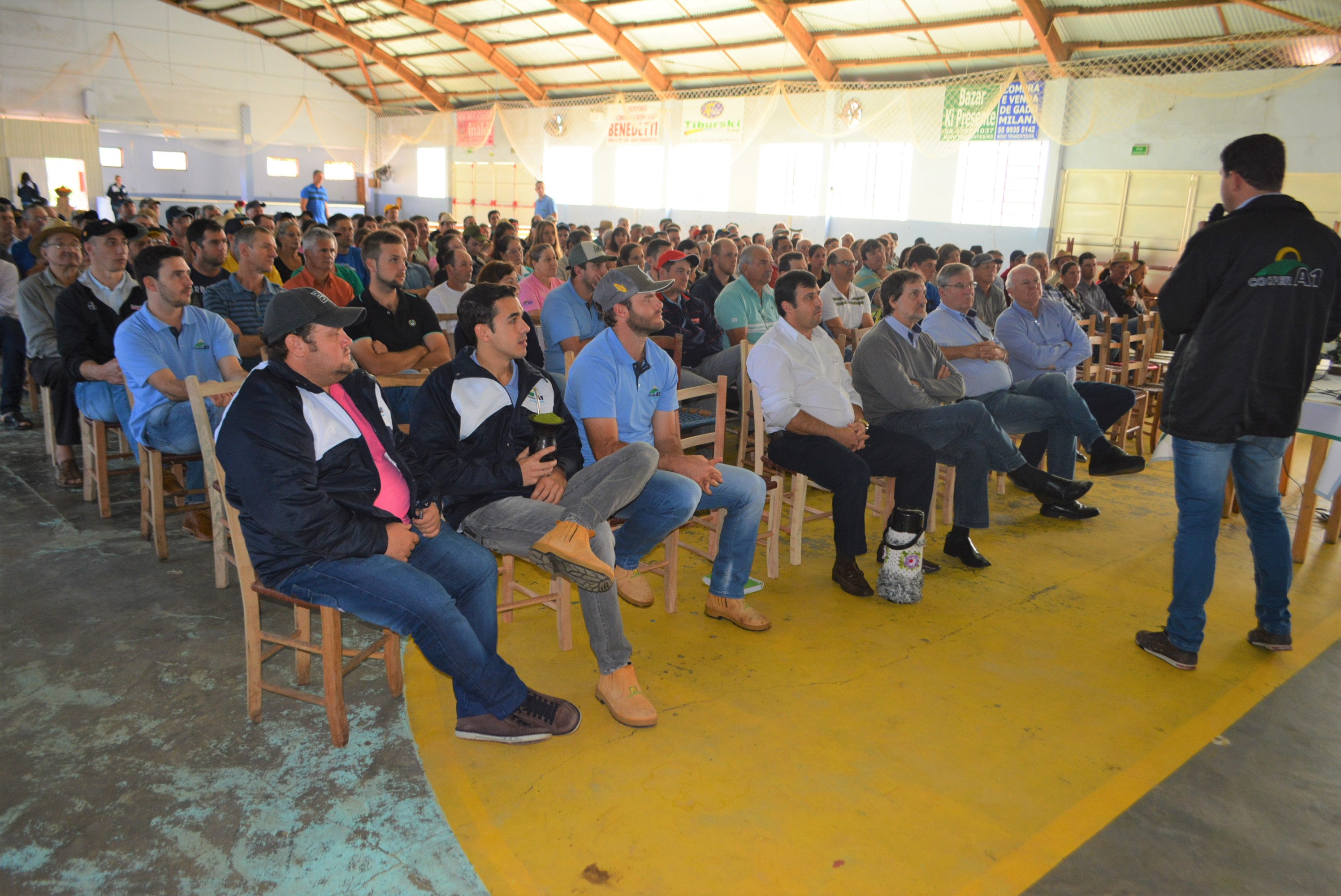 REUNIÕES DE AVALIAÇÃO 2017: Primeira semana de atividades encerra com as reuniões em Novo Tiradentes e Vista Gaúcha, RS