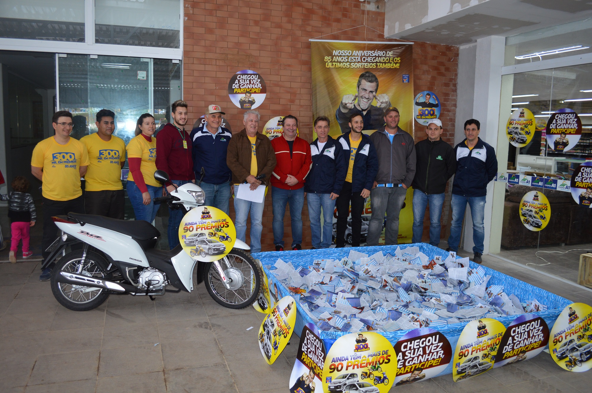 PROMOÇÃO 300 MIL EM PRÊMIOS: A oitava moto sorteada pela promoção foi para o Rio Grande do Sul