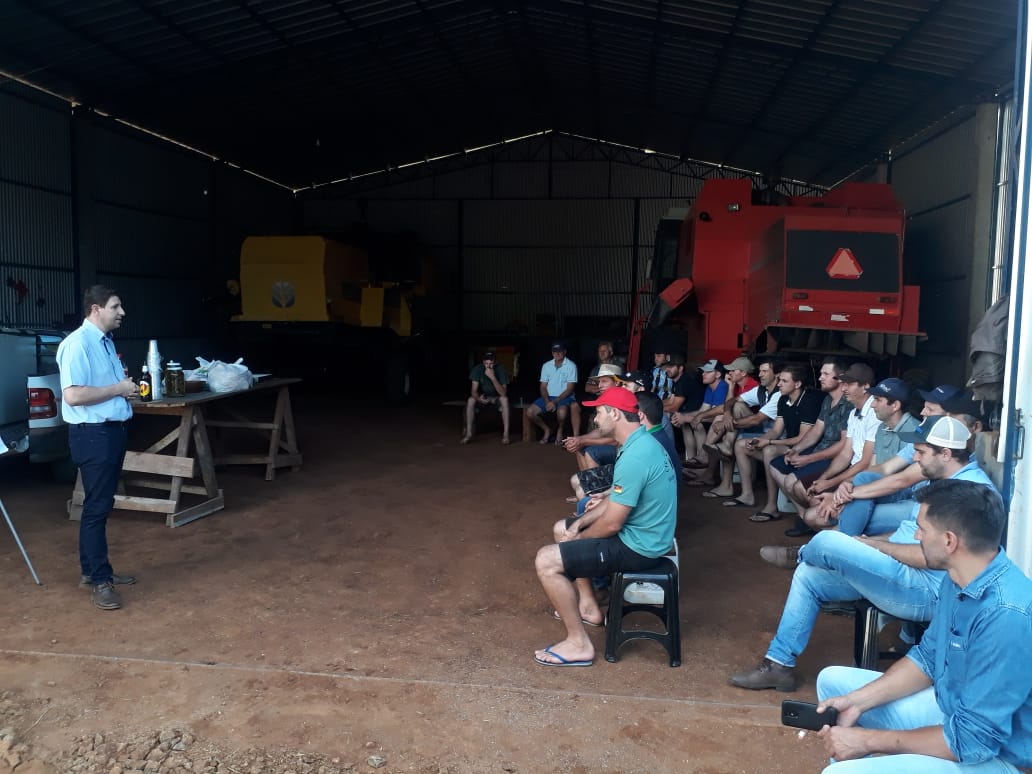 UNIDADE DE NOVO TIRADENTES REALIZOU DIA DE CAMPO EM PARCERIA COM A SYNGENTA