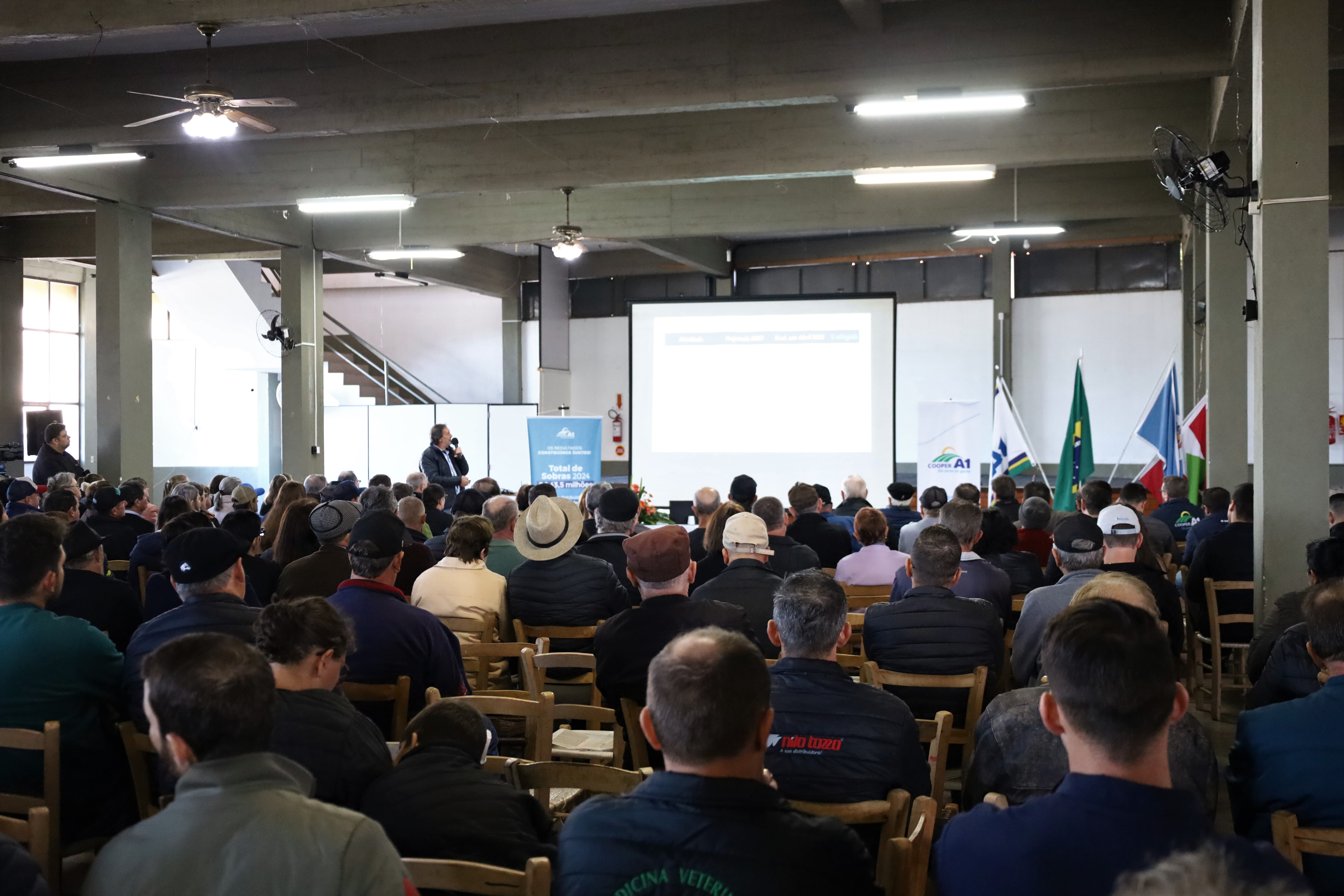 REUNIÕES DE AVALIAÇÃO: Momento de esclarecer e ouvir 