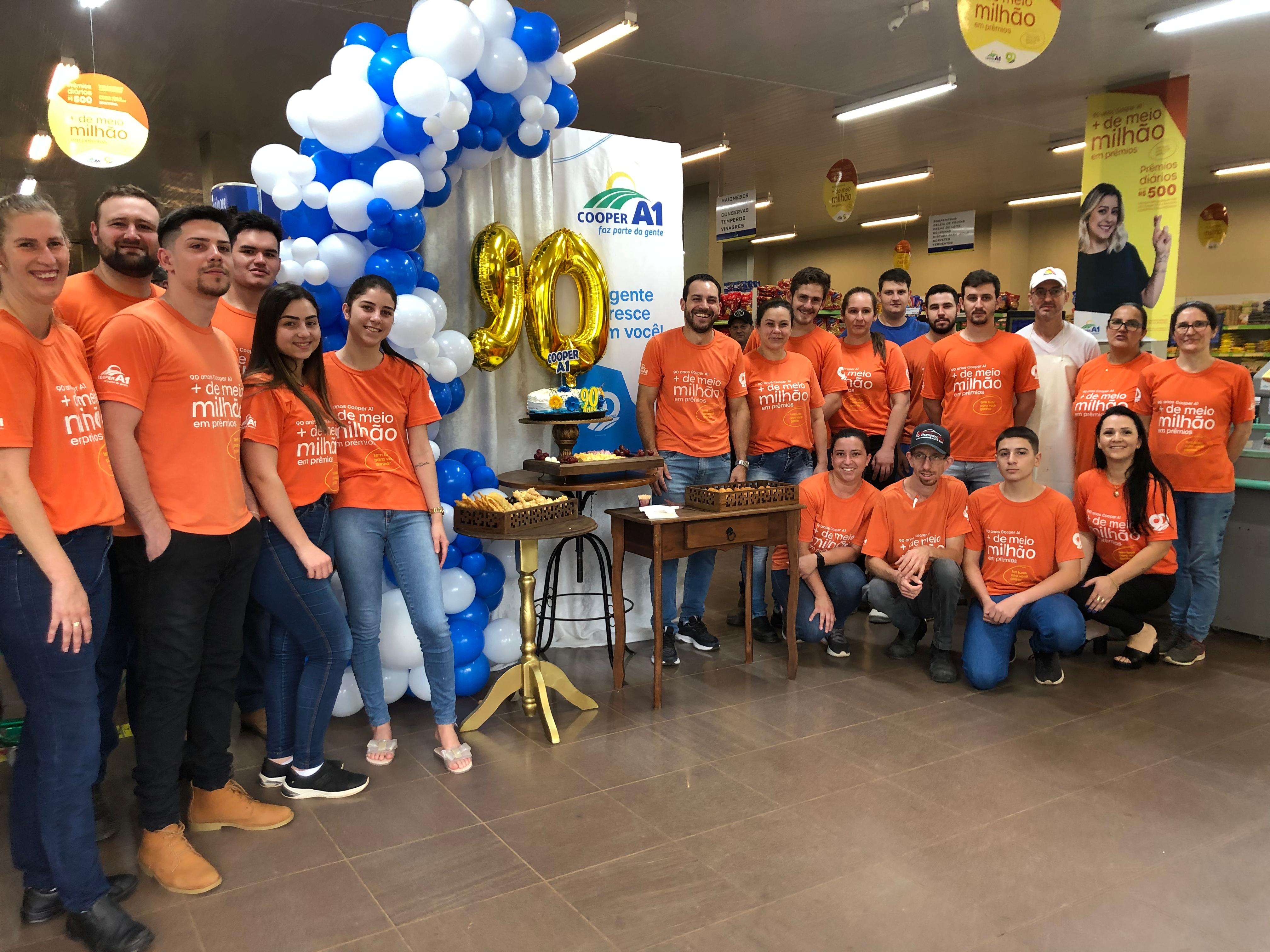 COMEMORAÇÃO: Unidades da Cooper A1 festejam os 90 anos 
